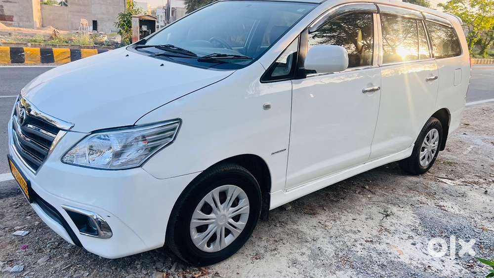 Toyota Innova Diesel 2015