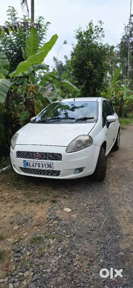 Fiat Grande Punto 2014 Diesel 110000 Km Driven