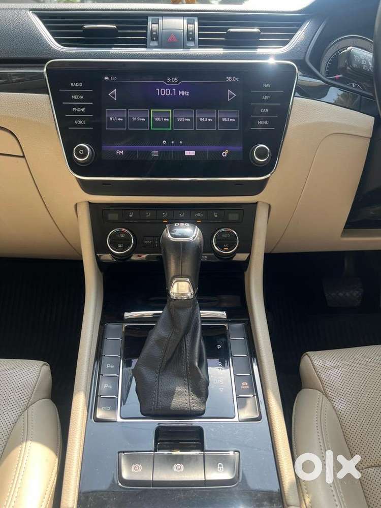 Skoda Superb 2018 Petrol 22000 Km Driven