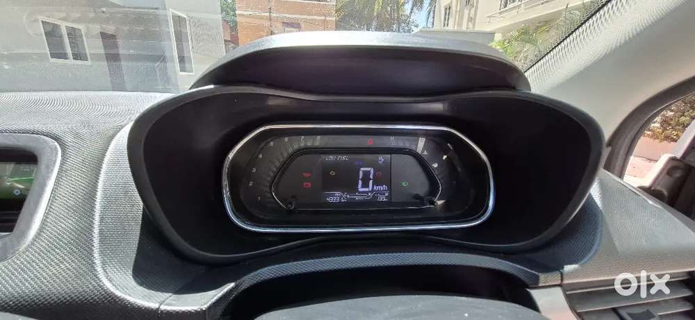 Tata Nexon Xm S (sunroof) 2020 Petrol Manual 43k Single Driven
