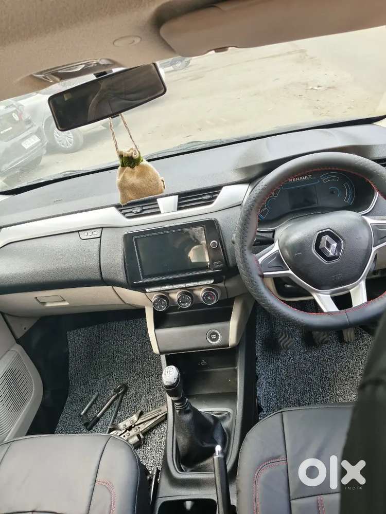 Renault Triber 7 Seater Car Excellent Condition 1st Owner Push Button