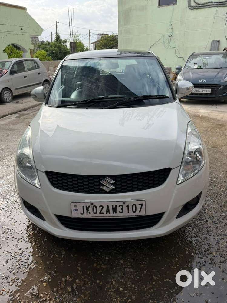Maruti Suzuki Swift 2012 Petrol 110000 Km Driven
