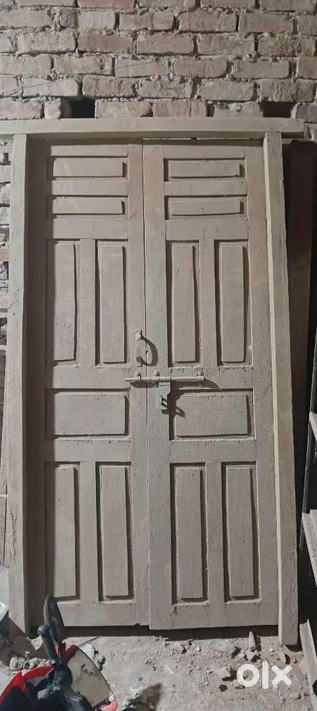 Lakdi ka darwaza