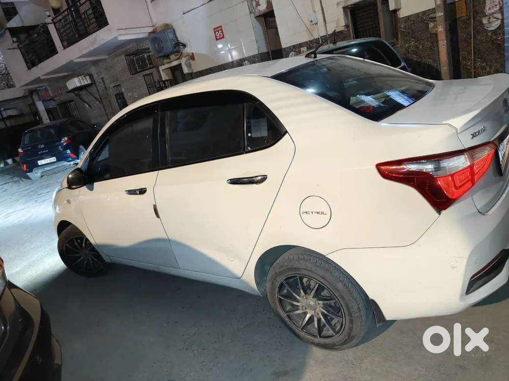 Hyundai Xcent Petrol 2019 Clean / Family Car