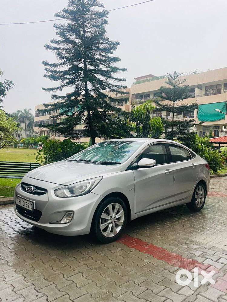 Hyundai Verna Vtvt 1.6 Sx, 2013, Petrol