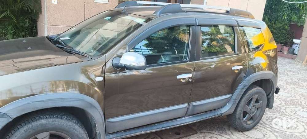 Renault Duster 2014 Diesel 97000 Km Driven