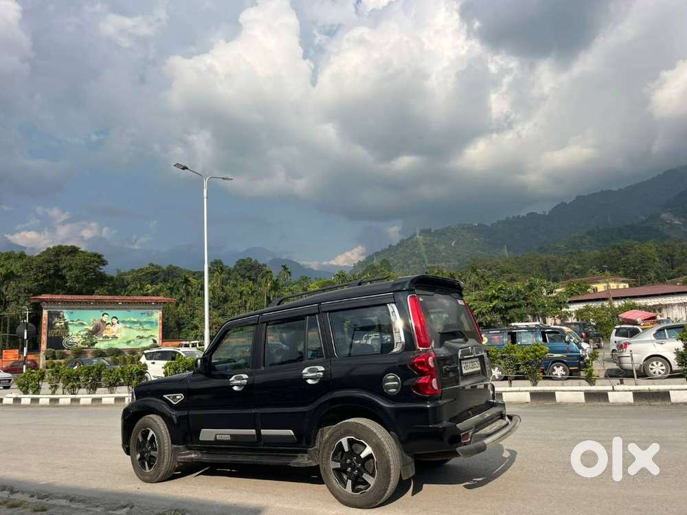Mahindra Scorpio Classic 2023 Diesel Well Maintained