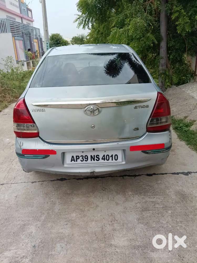 Toyota Etios Xclusive 2013