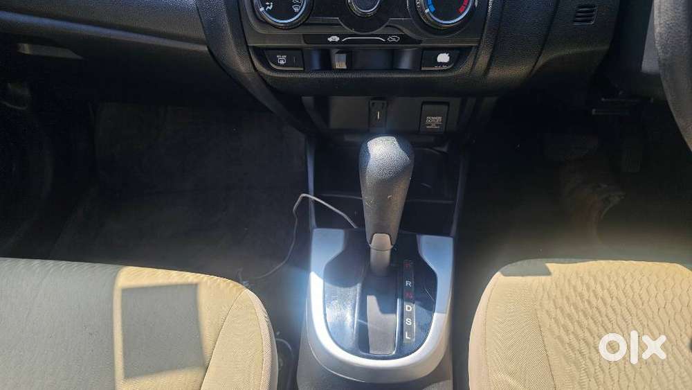 Honda Jazz 1.2 S I-vtec At, 2016, Petrol