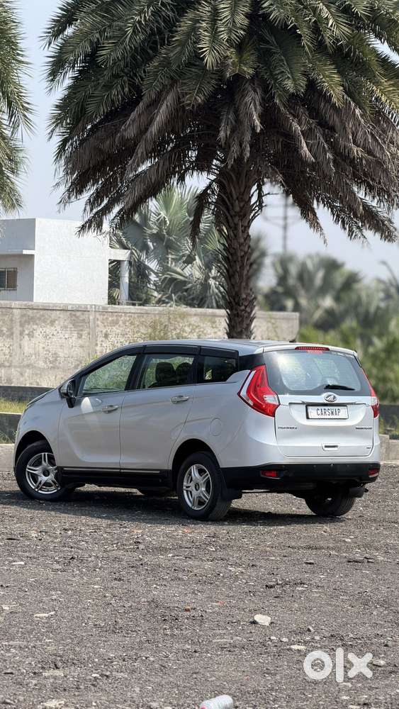 Mahindra Marazzo M6, 2018, Diesel