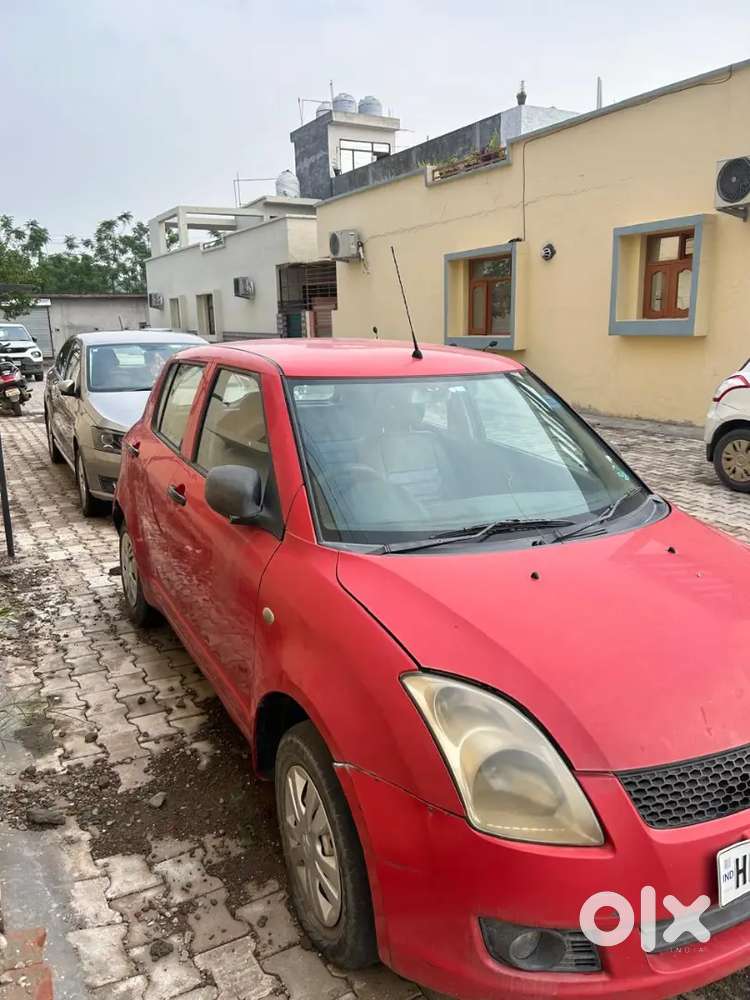 Maruti Swift 2010 Petrol Lxi