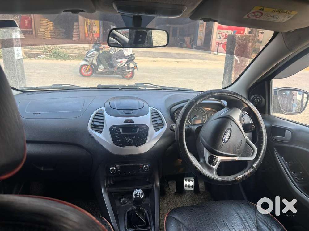 Ford Figo 2018 Petrol 45000 Km Driven Titanium