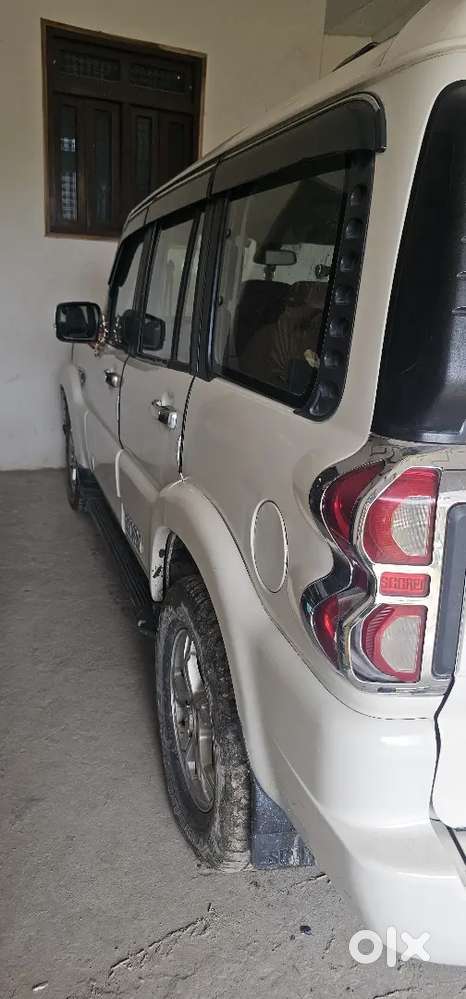 Scorpio S10 Good Condition