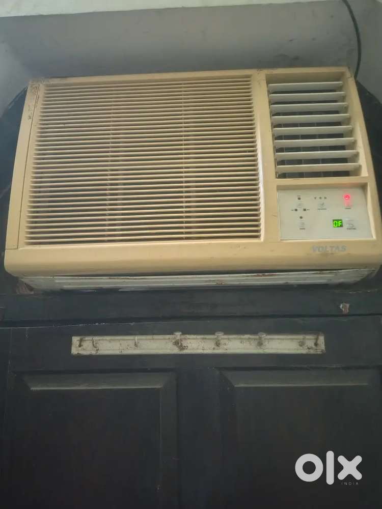 Voltas Window AC 1 ton