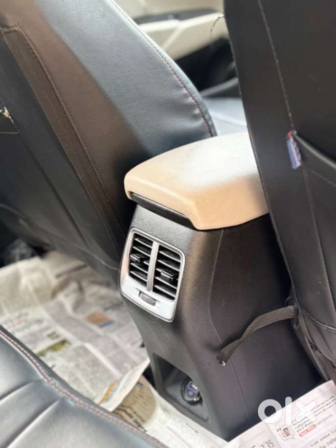 Hyundai Verna Sx (o) 1.5 Vtvt Ivt [2023 - 2026], 2022, Petrol