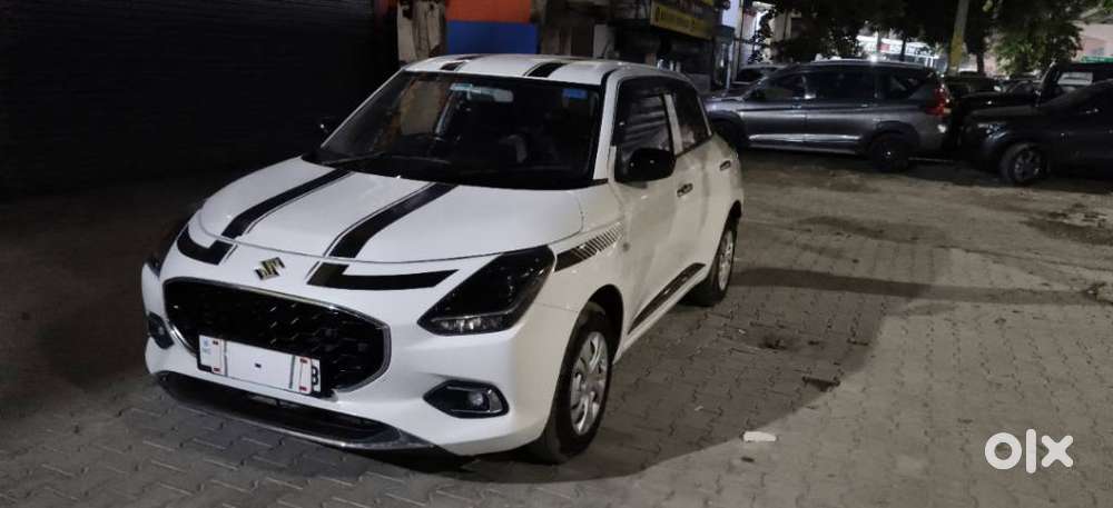 Maruti Suzuki New-gen Swift Lxi, 2025, Petrol