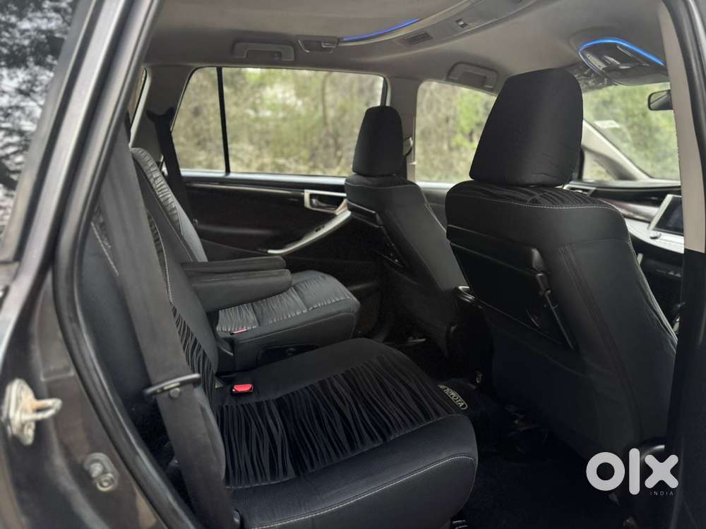 Toyota Innova Crysta