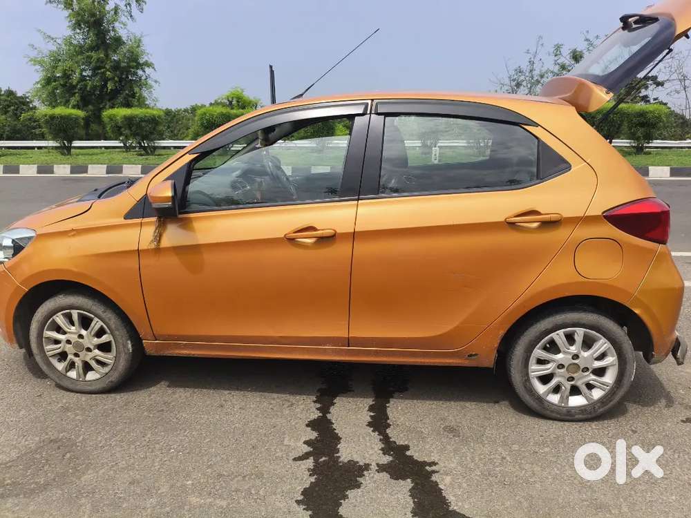 Tata Tiago 2018 Petrol Good Condition.west Bengal Number Noc Available