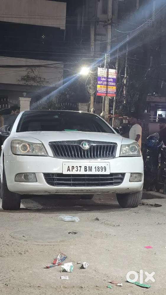 Skoda Laura 2012 Diesel Well Maintained