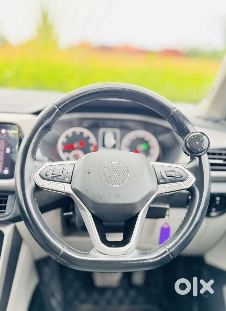Volkswagen Taigun 1.0 Tsi Highline At, 2022, Petrol