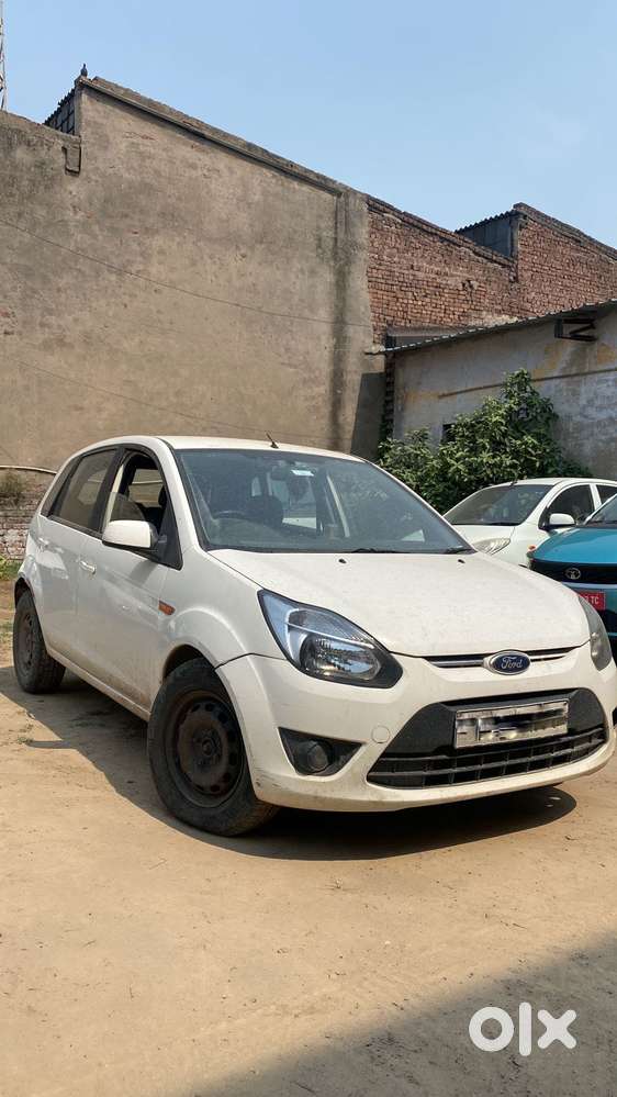 Ford Figo 2010-2012 Diesel Zxi, 2012, Diesel