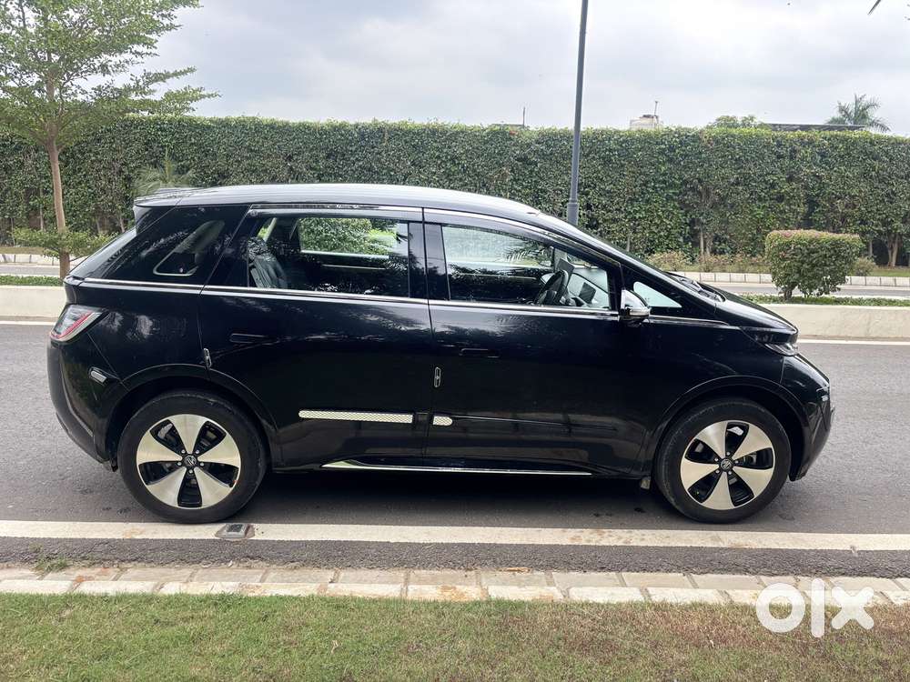 Mg Windsor Ev Essence, 2025, Electric