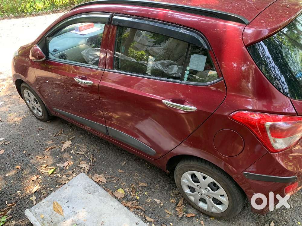 Grand I102.5