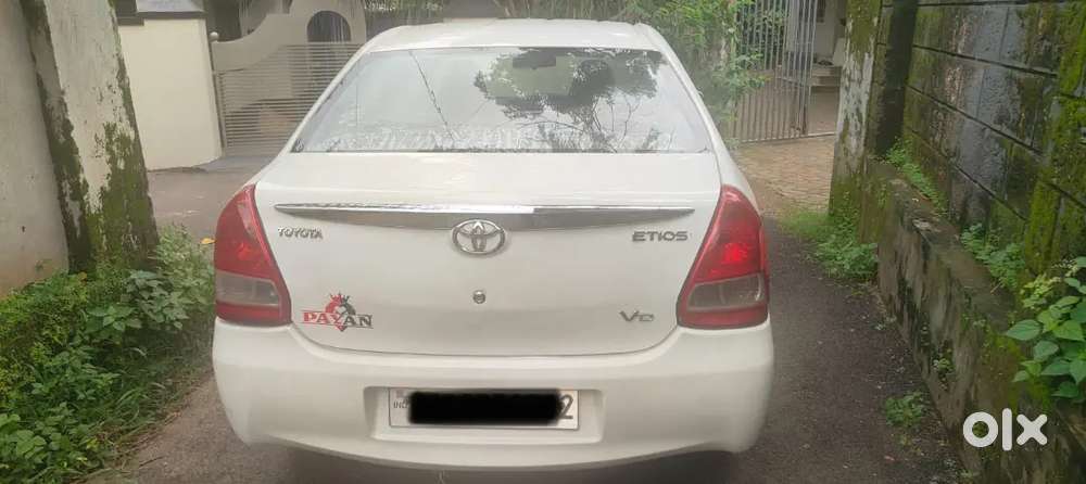 Toyota Etios 2012 Diesel 266000 Km Driven