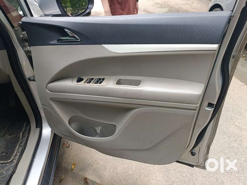 Mahindra Marazzo 2019