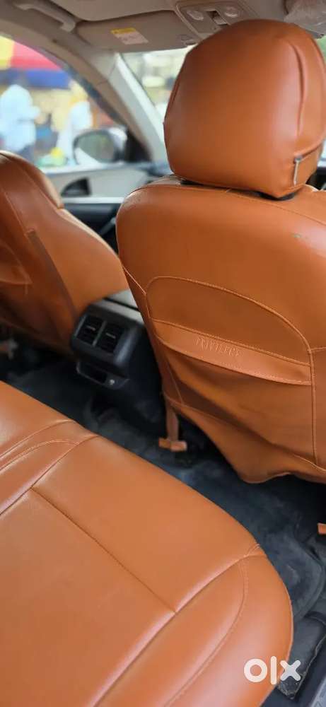 Mahindra Xuv700 2023 Petrol 18000 Km Driven