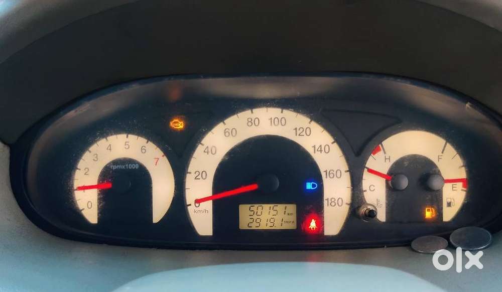 Mahindra Quanto C8, 2012, Diesel