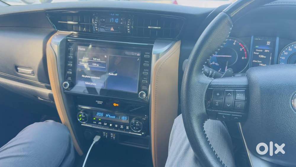 Toyota Fortuner 2023 June ,advocate Driver Diesel Well Maintained