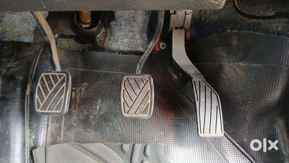 Maruti Suzuki Brezza 1.5 Zxi Smart Hybrid, 2023, Petrol