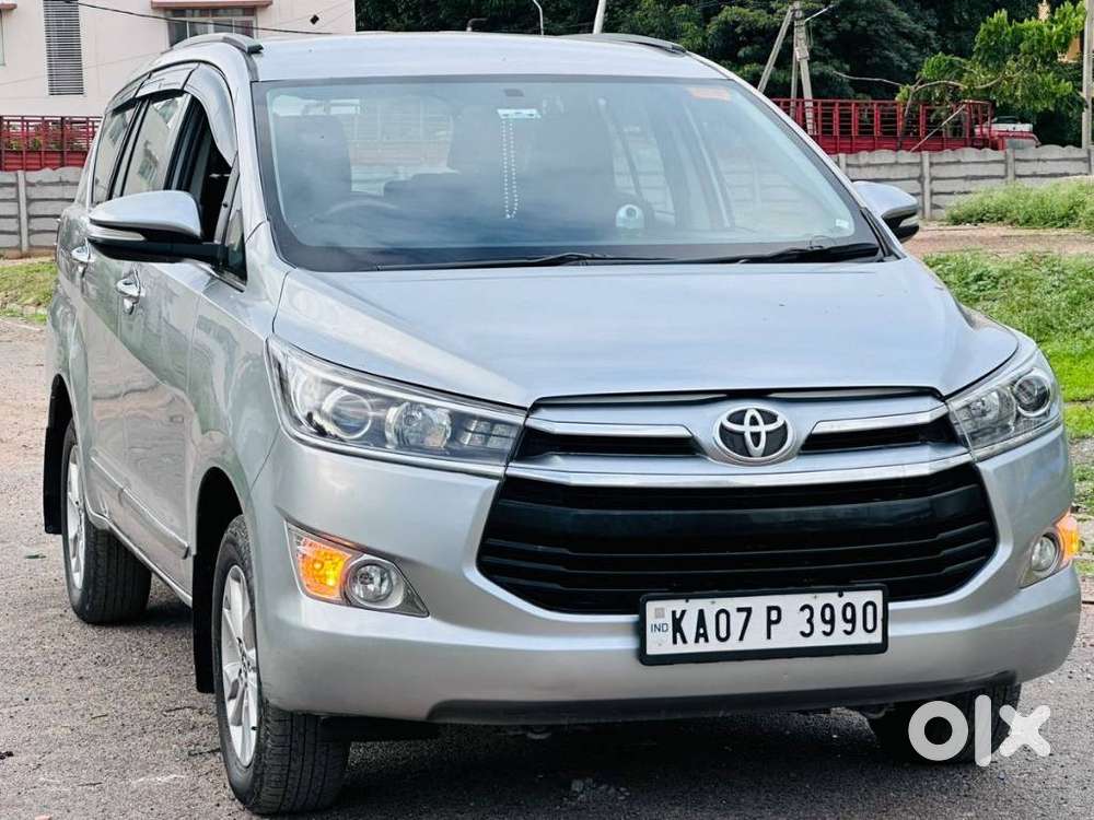 Toyota Innova Crysta 2.4 Vx Mt, 2017, Diesel