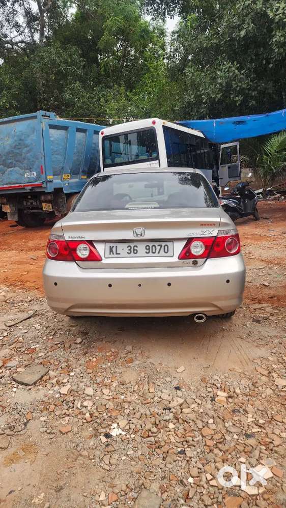 2008 Neat And Clean Dolphin For Sale