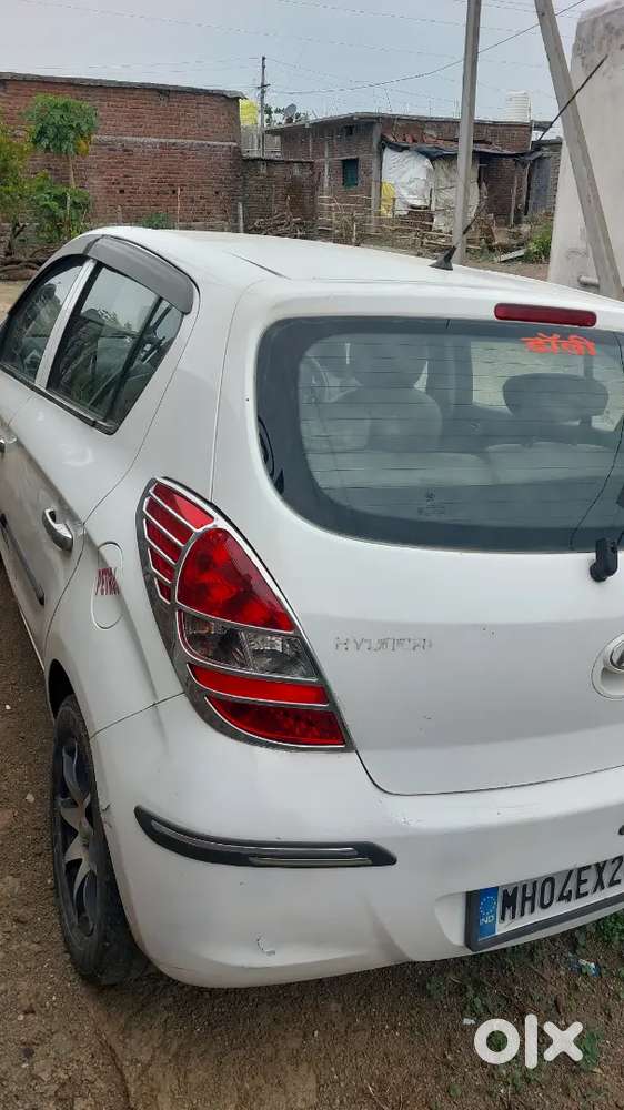Hyundai I20 2011 Petrol 96000 Km Driven  Take And Draive
