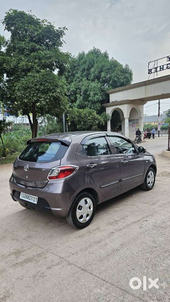 Tata Tiago 1.2 Revotron Xt, 2017, Petrol
