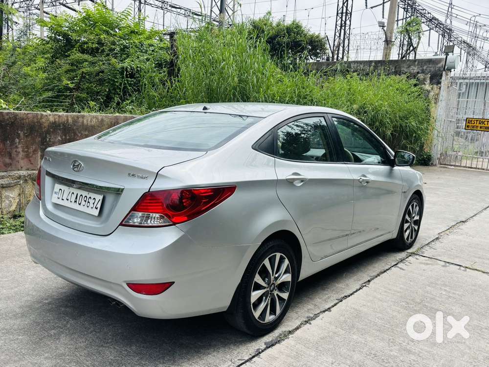 Hyundai Verna 1.6 Sx Vtvt (o), 2013, Petrol