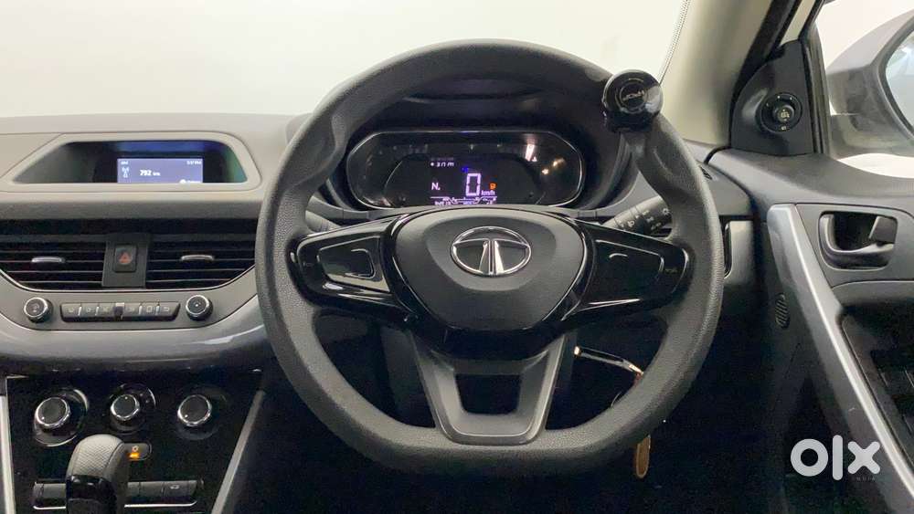 Tata Nexon 1.2 Revotron Xma, 2020, Petrol