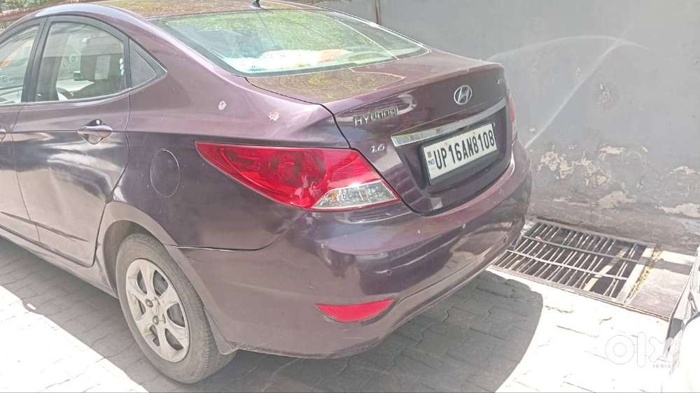 Hyundai Petrol Verna Car