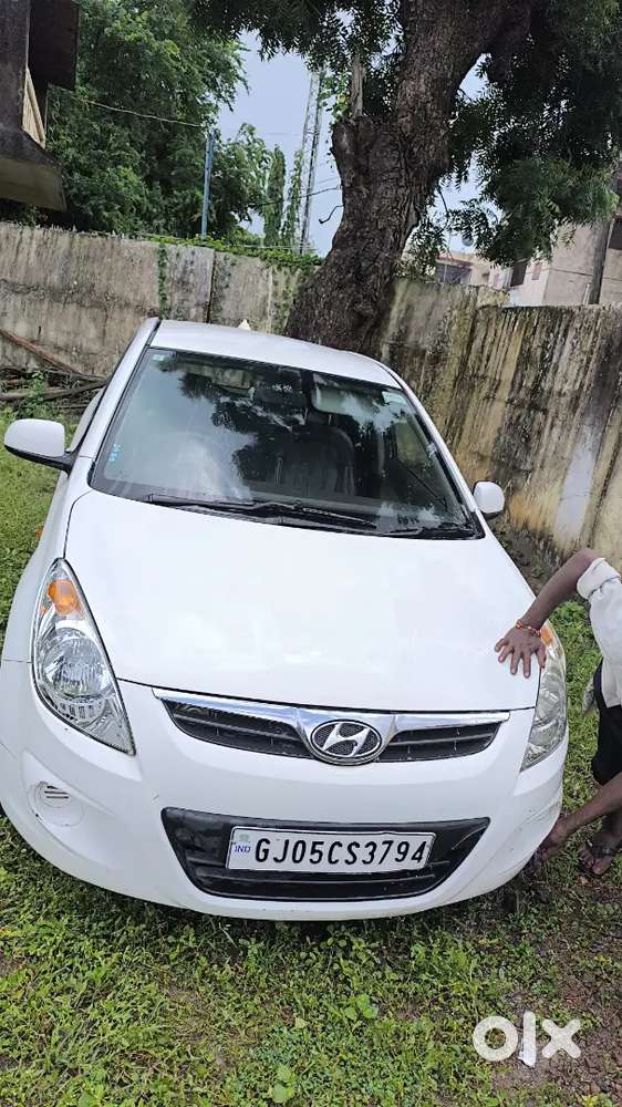 Hyundai I20 2012 Cng & Hybrids Well Maintained