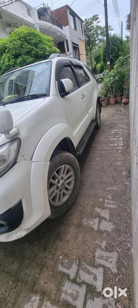 Toyota Fortuner 2014 Diesel Well Maintained