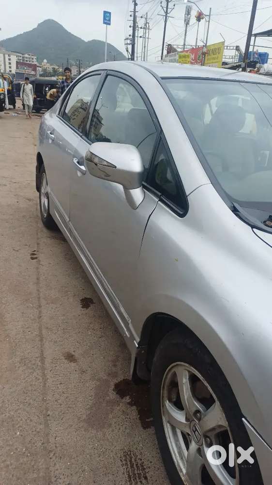 Honda Civic 2010 Cng & Hybrids 74000 Km Driven Green Tax Paid Till2031