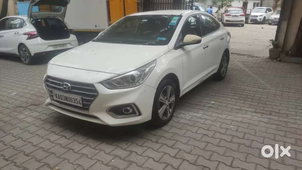 Hyundai Verna Fluidic 1.6 Vtvt Sx, 2019, Petrol