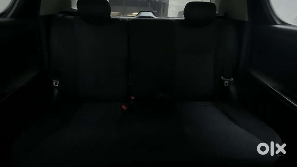 Maruti Suzuki Swift Vvt Vxi, 2014, Petrol