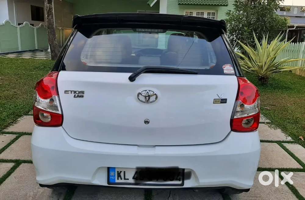 Toyota Etios Liva 2018 V