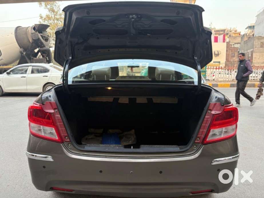 Maruti Suzuki Dzire 1.2 Vxi, 2018, Petrol