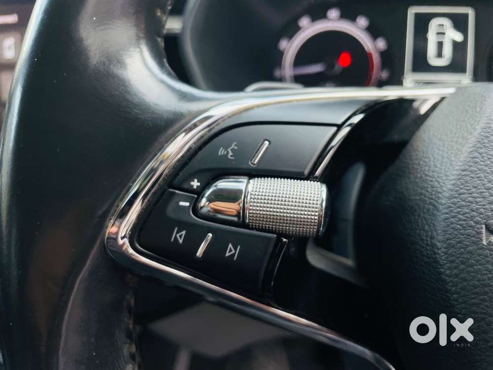 Skoda Kushaq Style 1.0l Tsi At, 2022, Petrol
