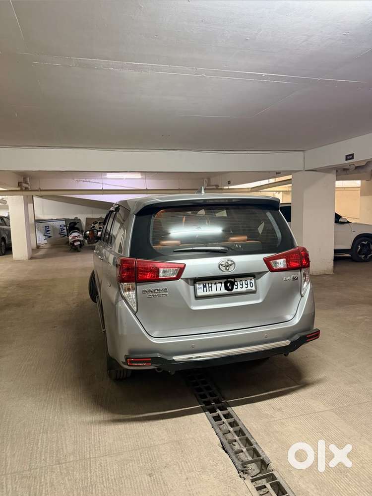 Toyota Innova Crysta