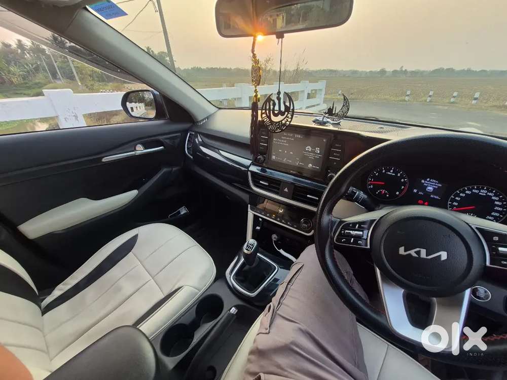 Kia Seltos 2023 Petrol Well Maintained